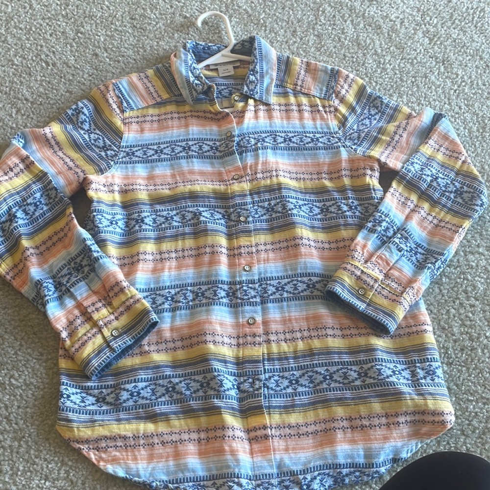 Women’s button down
